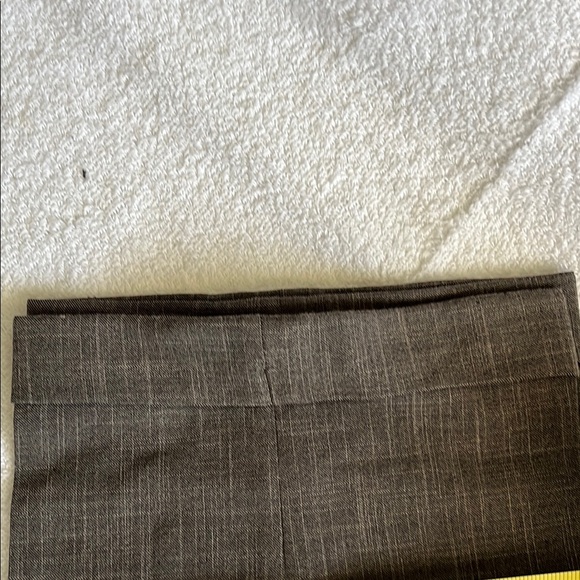 Ralph Lauren Gray Dress Pants with Classic Straight-Leg Cut - Picture 12 of 12